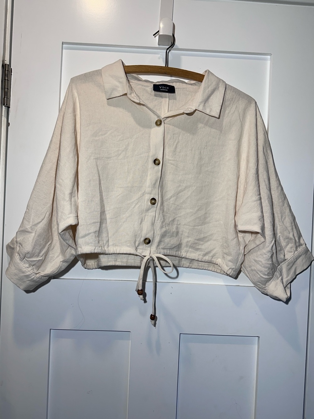 Vici Lightweight Button-Up Crop Top - Cream Cotton New Without Tags